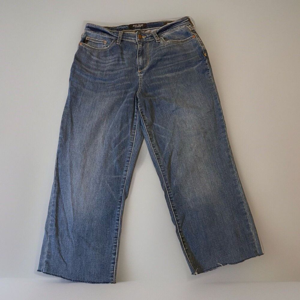 Judy Blue Straight Fit Leg Stretch Blue Jeans Women's 9 / 29 Raw Hem